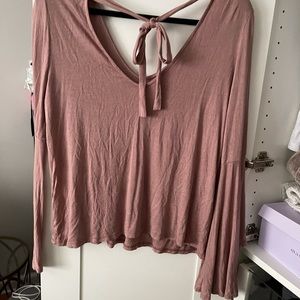 Tie back flowy sleeve top